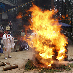 写真：2019採燈大護摩供